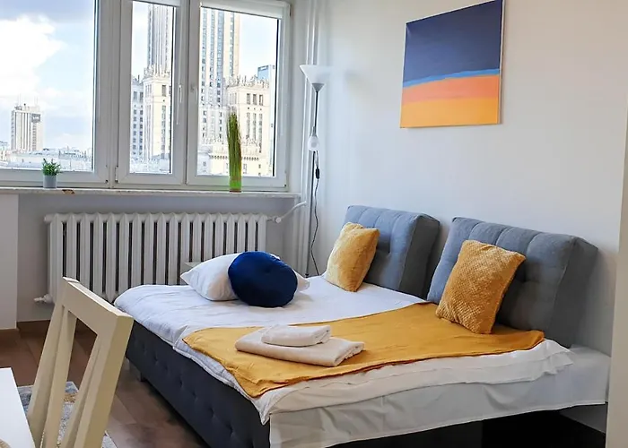 Sweet Life Apartment Next To Metro Station